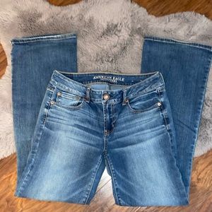 American Eagle 🦅 Favorite Boyfriend Size 10 Regular Jeans
